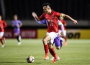 包含广州恒大防线稳固，客场取胜压制对手，表现令人期待的词条