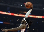 钻石联赛首回合激情夜！马龙里突外投，武汉三镇大胜洛杉矶快船的简单介绍